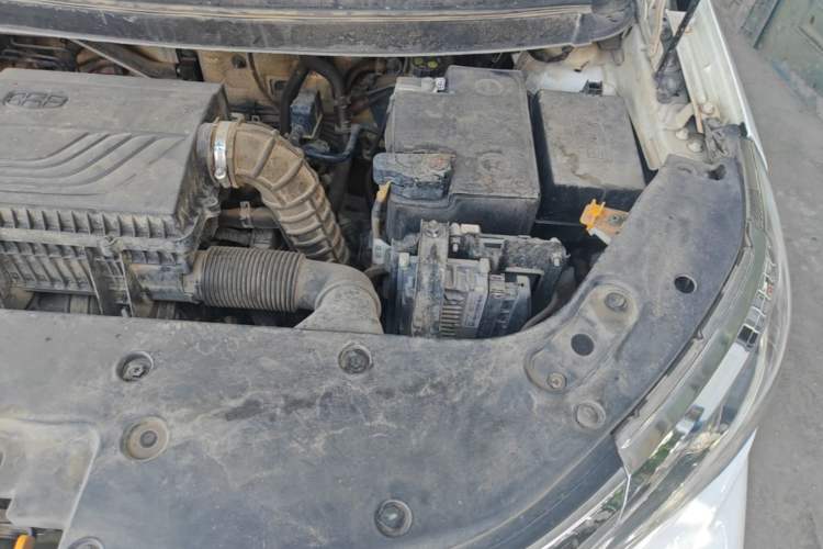 Used Geely Auto Vision X3 2020 1.5L CVT Luxury Model Engine Bay Left