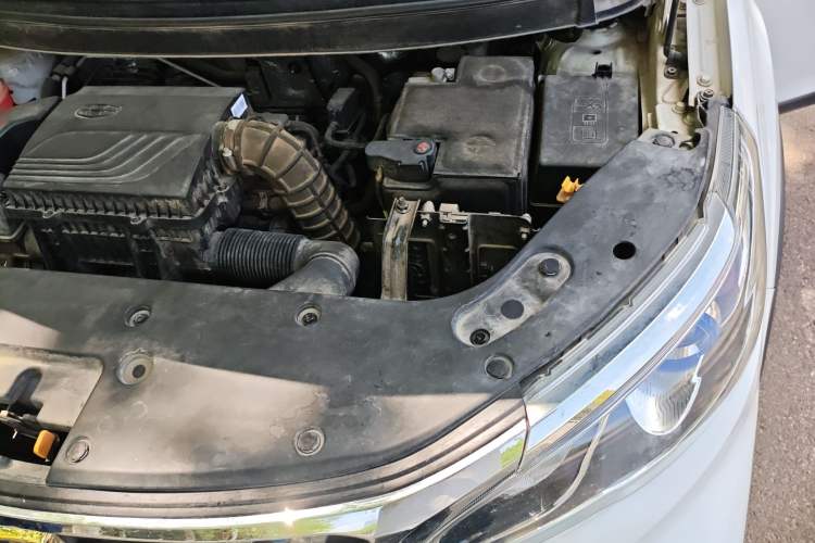 Used Geely Auto Vision X3 2020 1.5L Manual Elite Edition Engine Bay Left