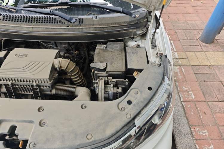 Used Geely Auto Vision X3 2020 1.5L CVT Elite Edition Engine Bay Left