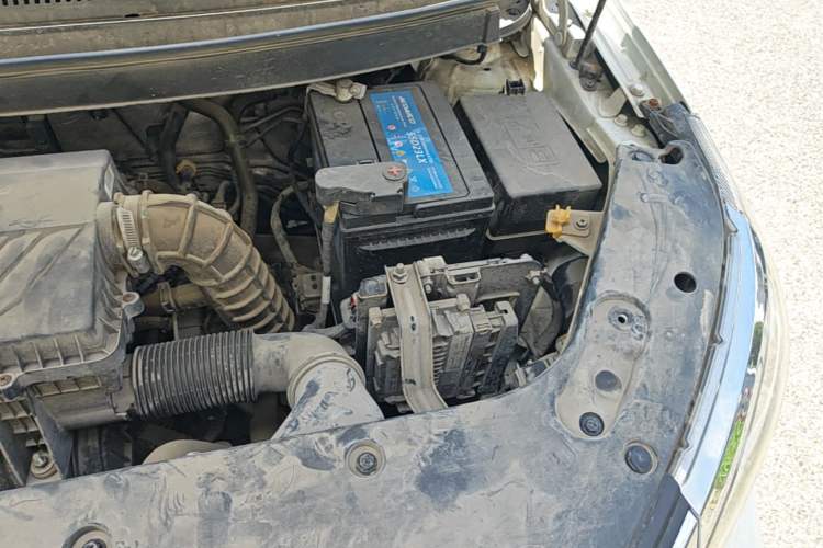 Used Geely Auto Vision X3 2020 1.5L CVT Luxury Model Engine Bay Left