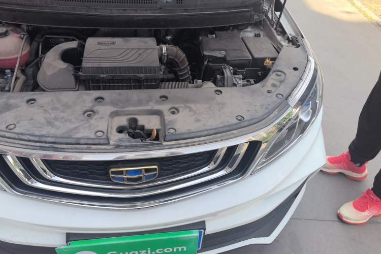 Used Geely Auto Vision X3 2020 1.5L CVT Elite Edition Engine Bay Left