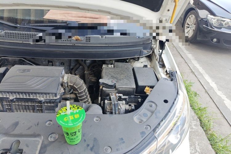 Used Geely Auto Vision X3 2020 1.5L CVT Elite Edition Engine Bay Left