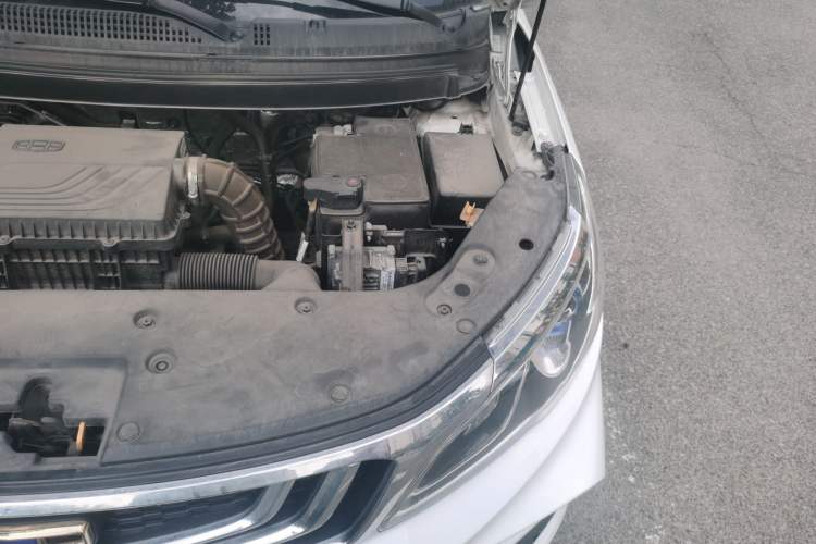 Used Geely Auto Vision X3 2020 1.5L CVT Luxury Model Engine Bay Left