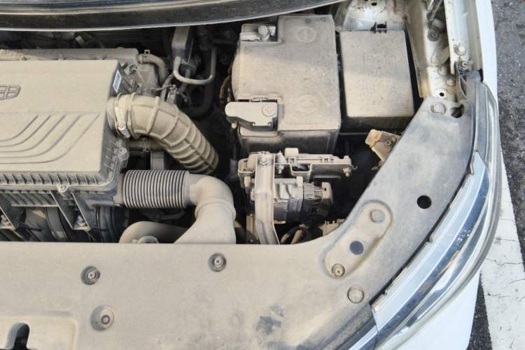 Used Geely Auto Vision X3 2020 1.5L CVT Luxury Model Engine Bay Left