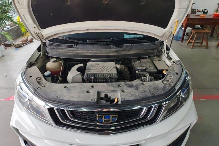 Used Geely Auto Vision X3 2020 1.5L CVT Luxury Model Engine Bay