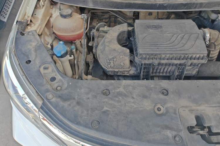 Used Geely Auto Vision X3 2020 1.5L CVT Luxury Model Engine Bay Right