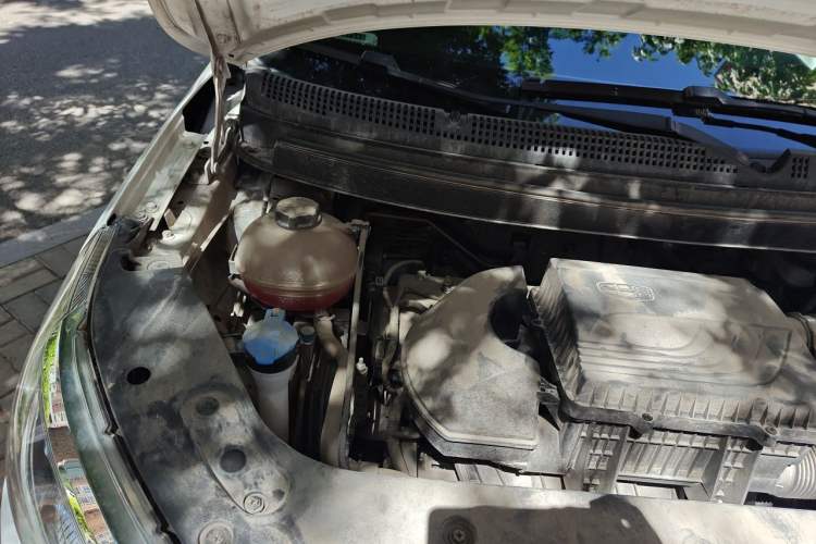 Used Geely Auto Vision X3 2020 1.5L CVT Luxury Model Engine Bay Right