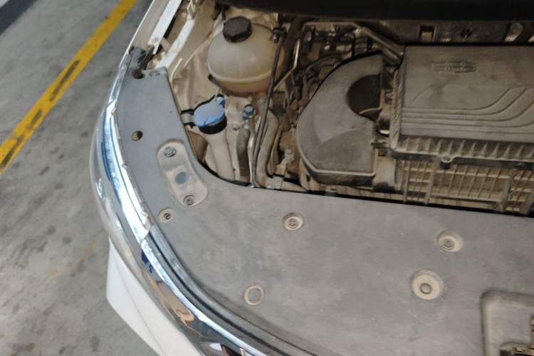 Used Geely Auto Vision X3 2020 1.5L CVT Luxury Model Engine Bay Right