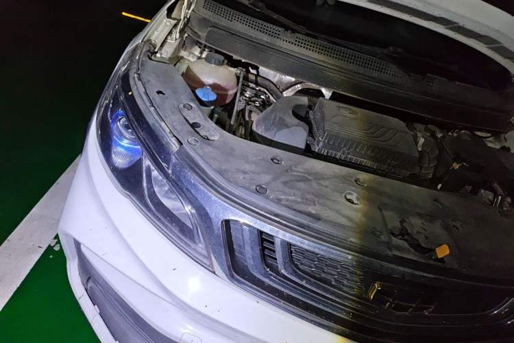 Used Geely Auto Vision X3 2020 1.5L CVT Luxury Model Engine Bay Right