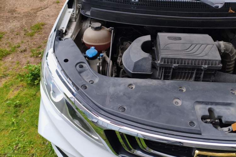 Used Geely Auto Vision X3 2020 1.5L CVT Luxury Model Engine Bay Right