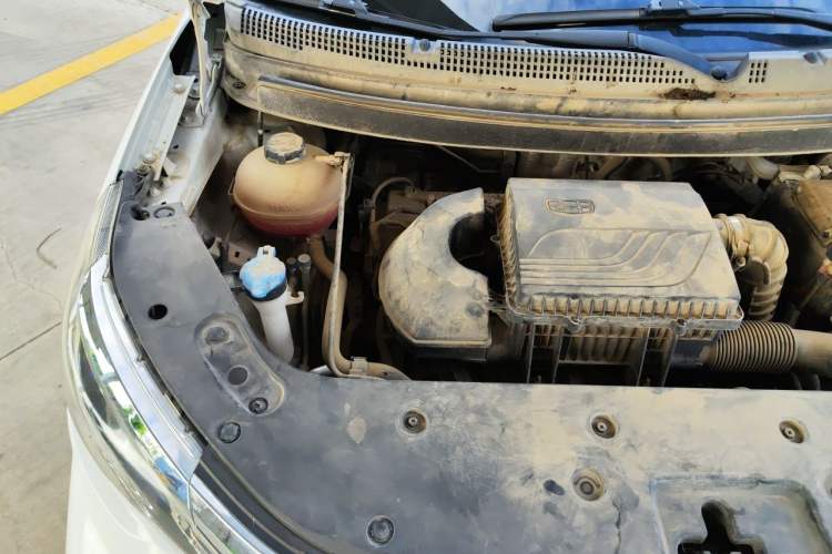 Used Geely Auto Vision X3 2020 1.5L Manual Elite Edition Engine Bay Right