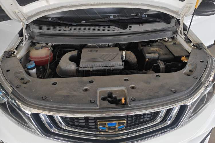Used Geely Auto Vision X3 2020 1.5L Manual Elite Edition Engine Bay