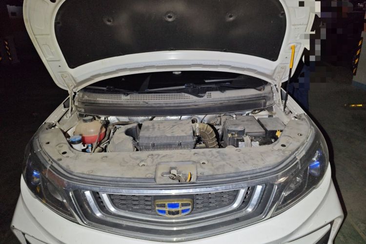 Used Geely Auto Vision X3 2020 1.5L CVT Luxury Model Engine Bay