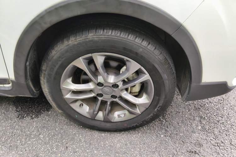 Used Geely Auto Vision X3 2020 1.5L CVT Elite Edition Exterior 1