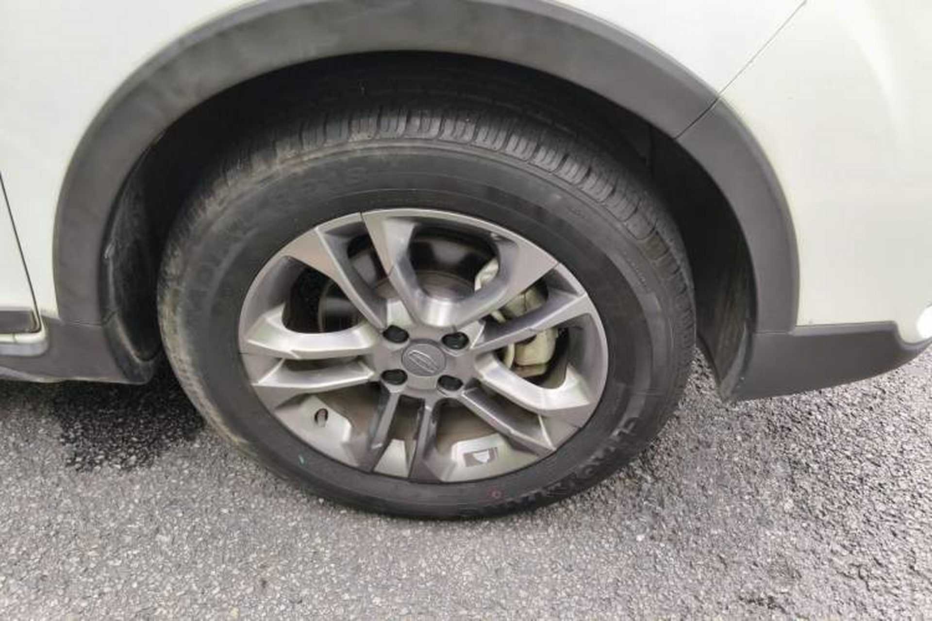 Used Geely Auto Vision X3 2020 1.5L CVT Elite Edition Exterior 1