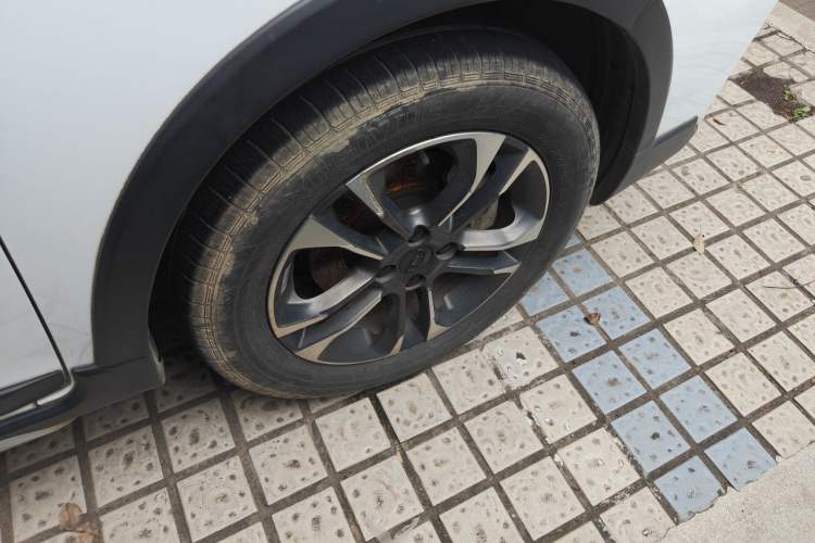 Used Geely Auto Vision X3 2020 1.5L CVT Luxury Model Exterior 1