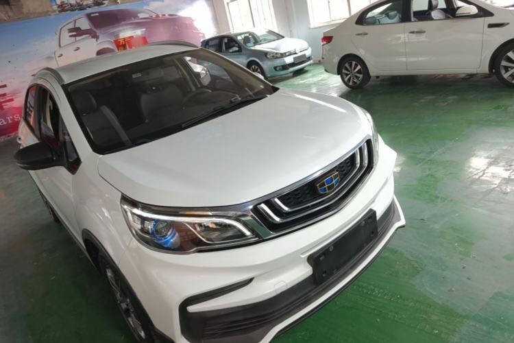 Used Geely Auto Vision X3 2020 1.5L CVT Elite Edition Exterior 1