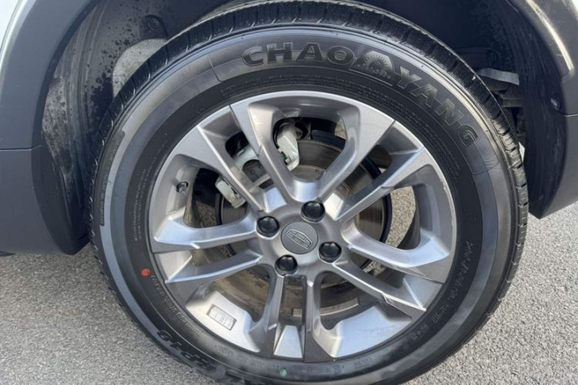 Used Geely Auto Vision X3 2020 1.5L CVT Elite Edition Exterior 1