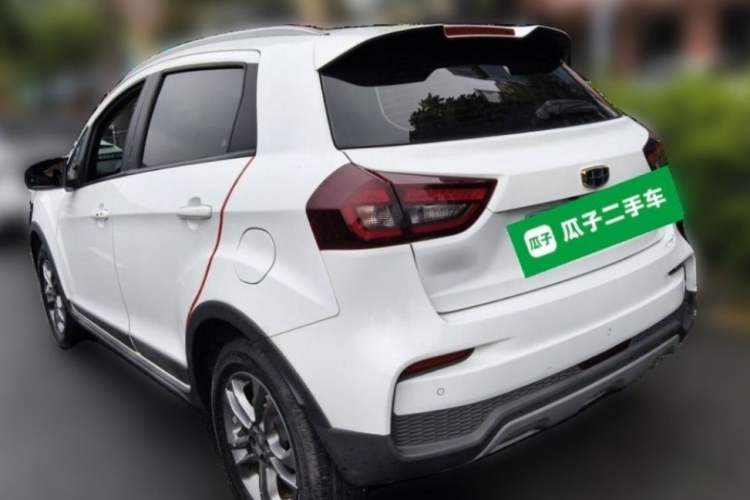 Used Geely Auto Vision X3 2020 1.5L CVT Elite Edition Exterior 3