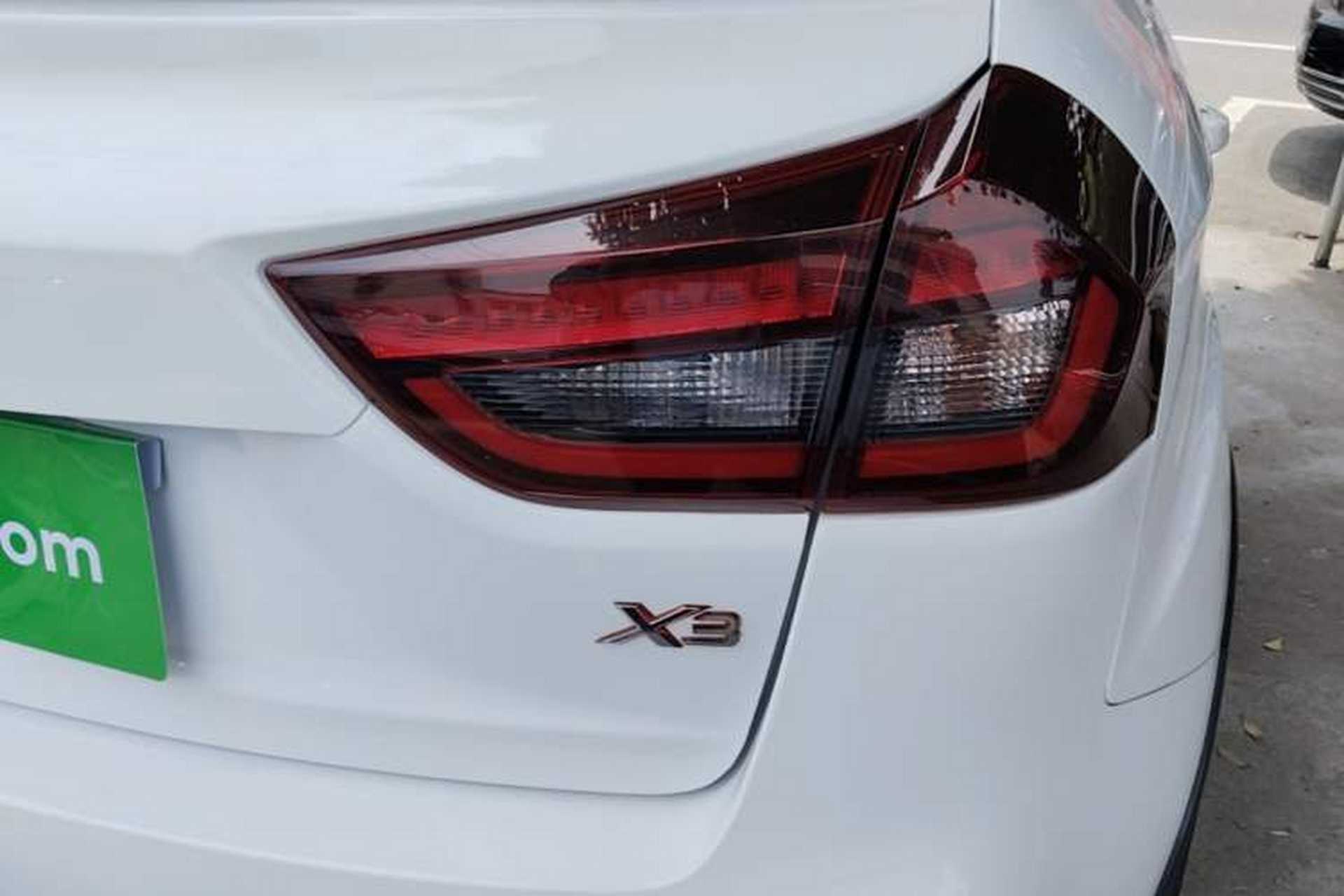 Used Geely Auto Vision X3 2020 1.5L CVT Elite Edition Exterior 3
