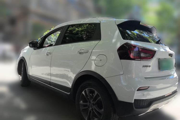 Used Geely Auto Vision X3 2020 1.5L CVT Luxury Model Exterior 3