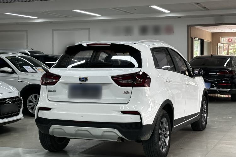 Used Geely Auto Vision X3 2020 1.5L CVT Luxury Model Exterior 4