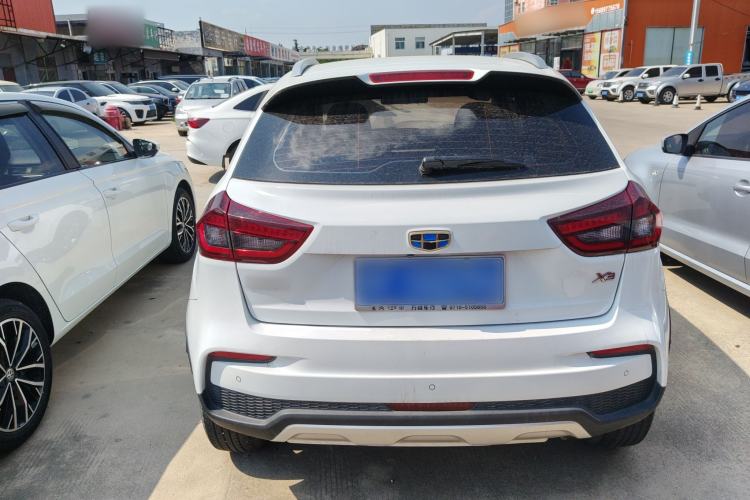 Used Geely Auto Vision X3 2020 1.5L Manual Elite Edition Exterior 4