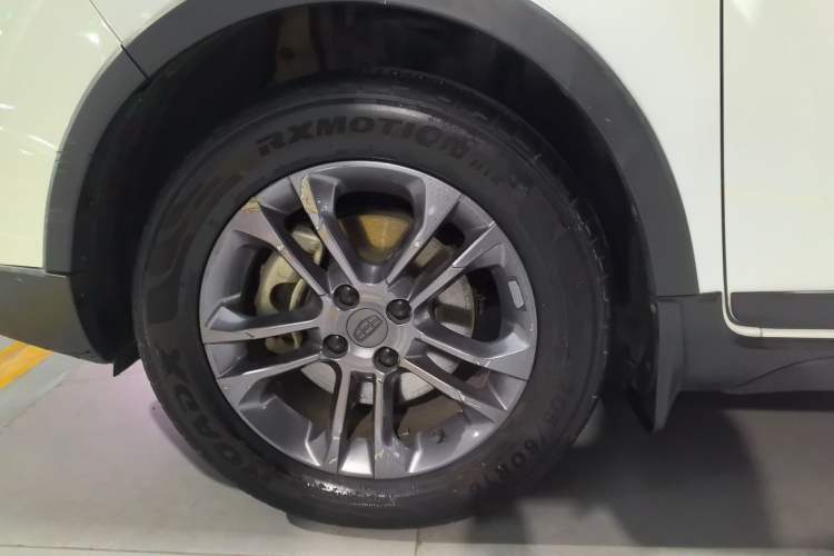 Used Geely Auto Vision X3 2020 1.5L CVT Luxury Model Exterior 4