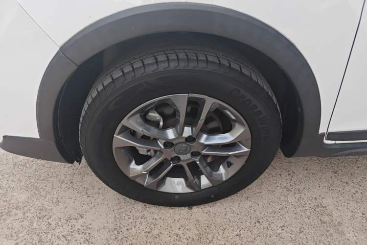 Used Geely Auto Vision X3 2020 1.5L CVT Luxury Model Exterior 4