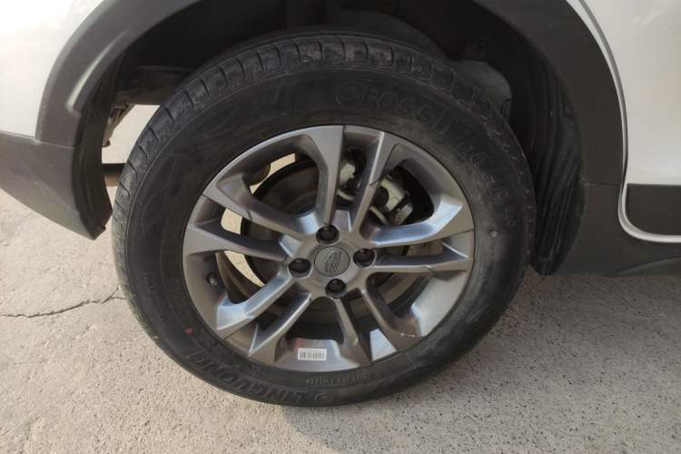 Used Geely Auto Vision X3 2020 1.5L CVT Luxury Model Exterior 5