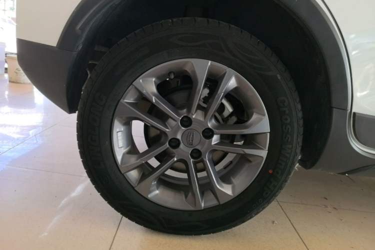 Used Geely Auto Vision X3 2020 1.5L Manual Elite Edition Exterior 5