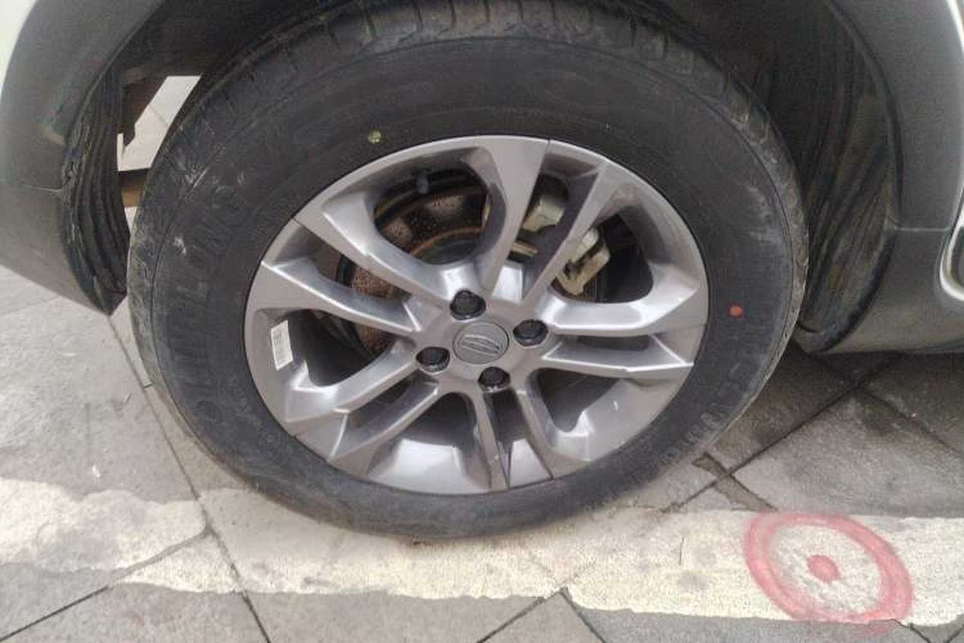 Used Geely Auto Vision X3 2020 1.5L CVT Elite Edition Exterior 5
