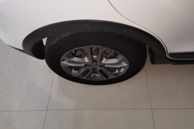Used Geely Auto Vision X3 2020 1.5L CVT Luxury Model Exterior 5
