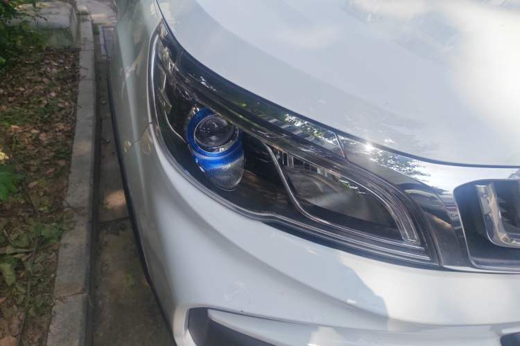 Used Geely Auto Vision X3 2020 1.5L CVT Elite Edition Exterior 6