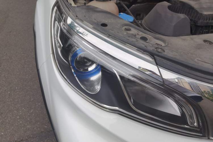 Used Geely Auto Vision X3 2020 1.5L Manual Elite Edition Exterior 6