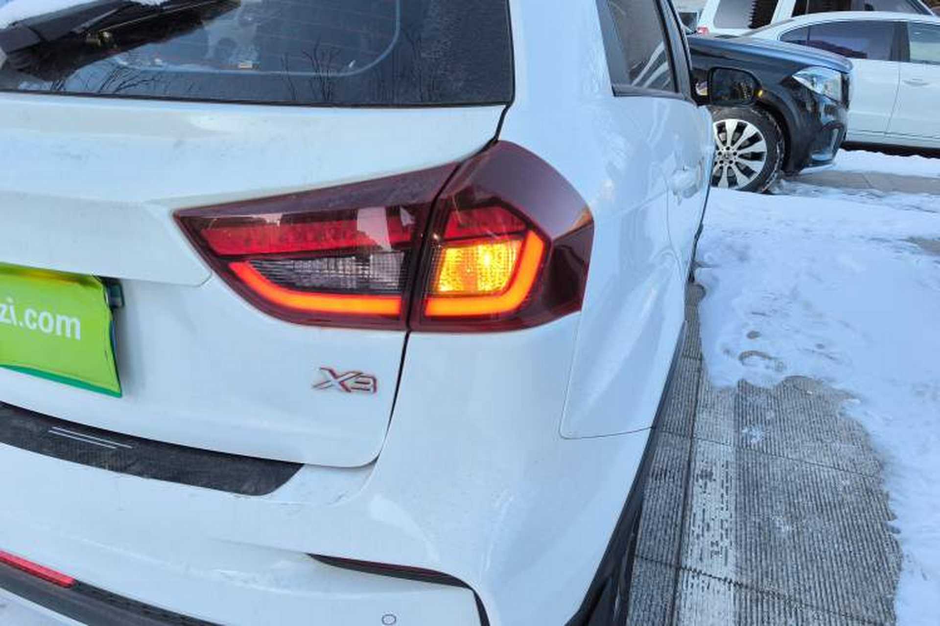 Used Geely Auto Vision X3 2020 1.5L CVT Luxury Model Exterior 6