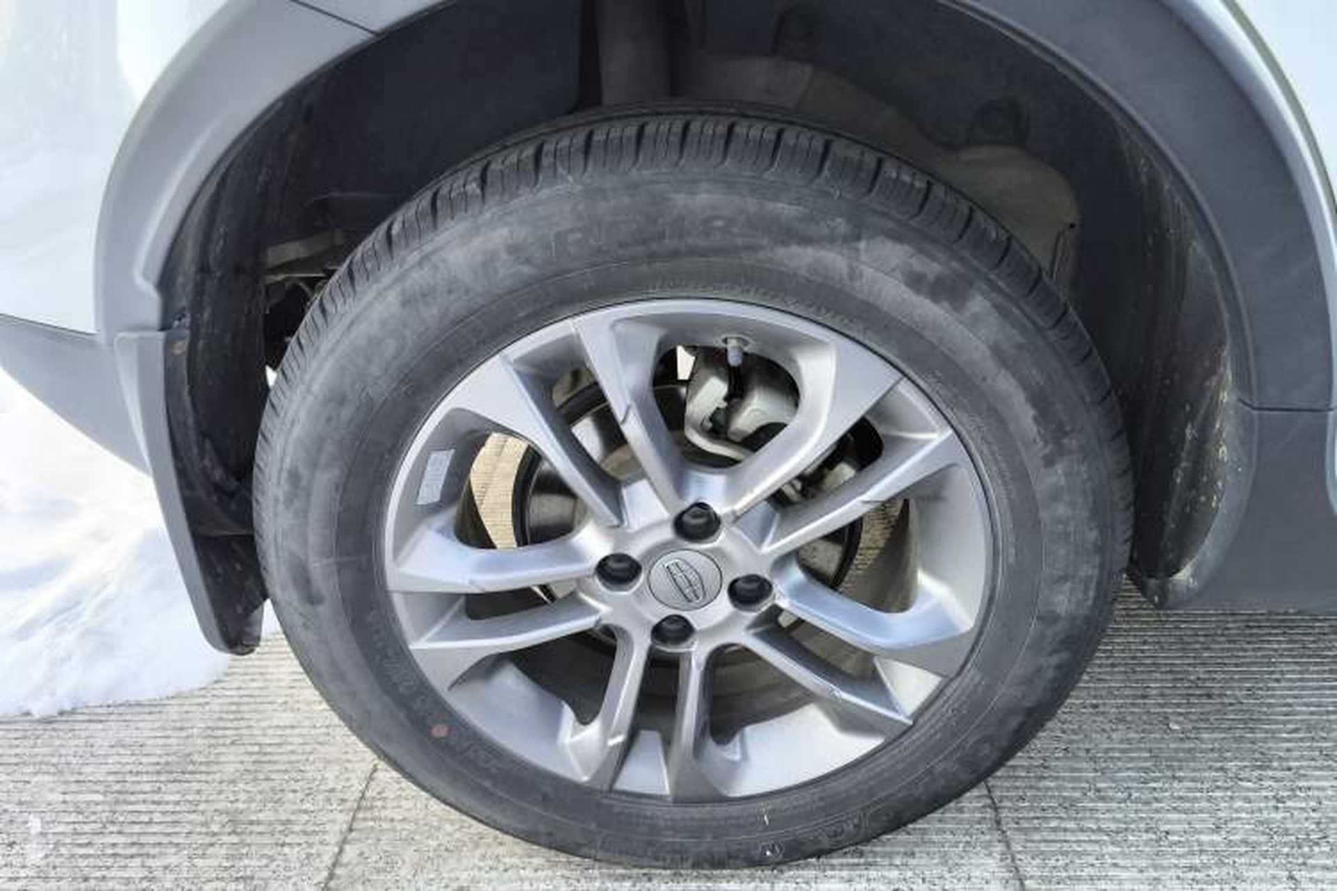 Used Geely Auto Vision X3 2020 1.5L CVT Luxury Model Exterior 8