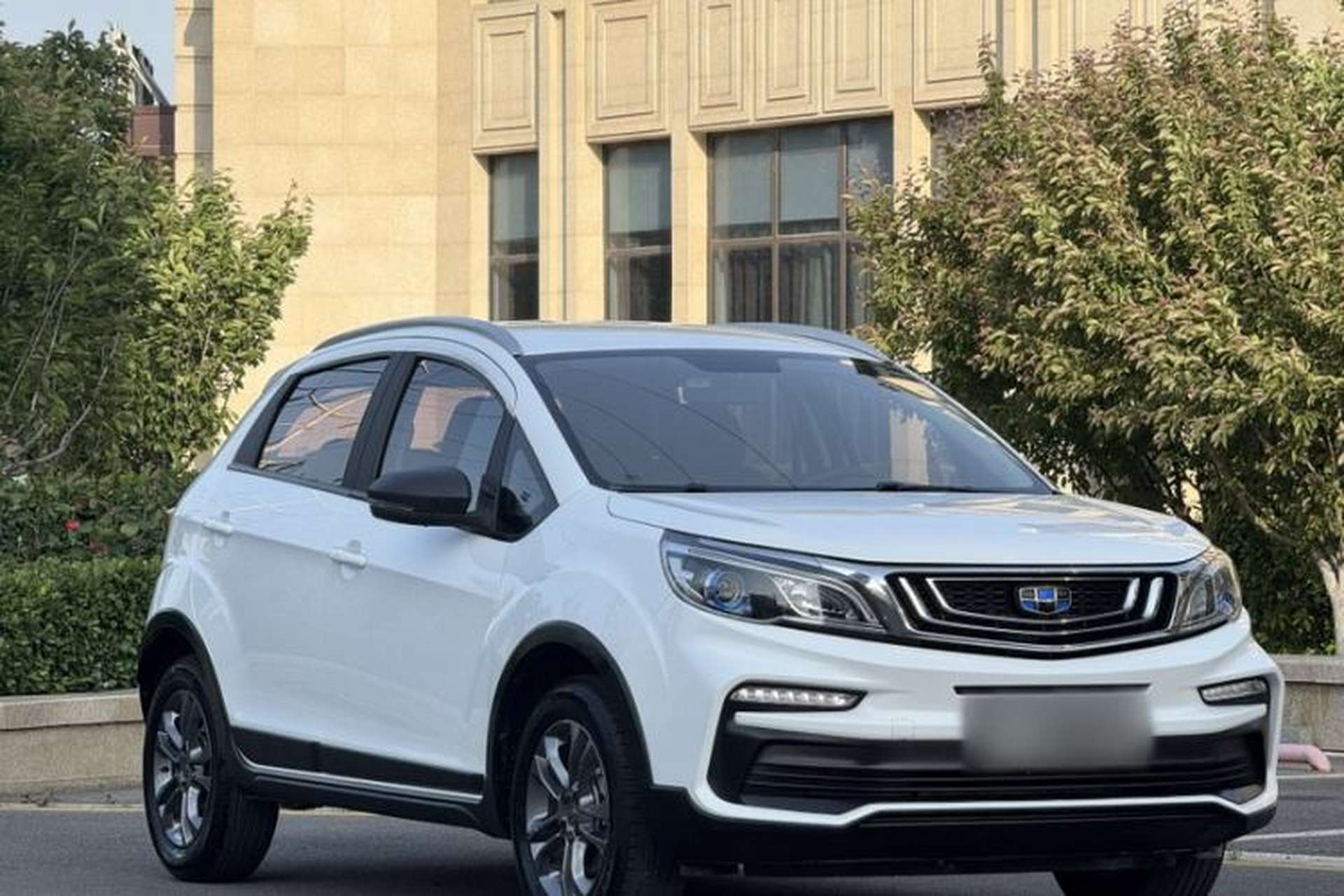 Used Geely Auto Vision X3 2020 1.5L CVT Elite Edition Exterior 9