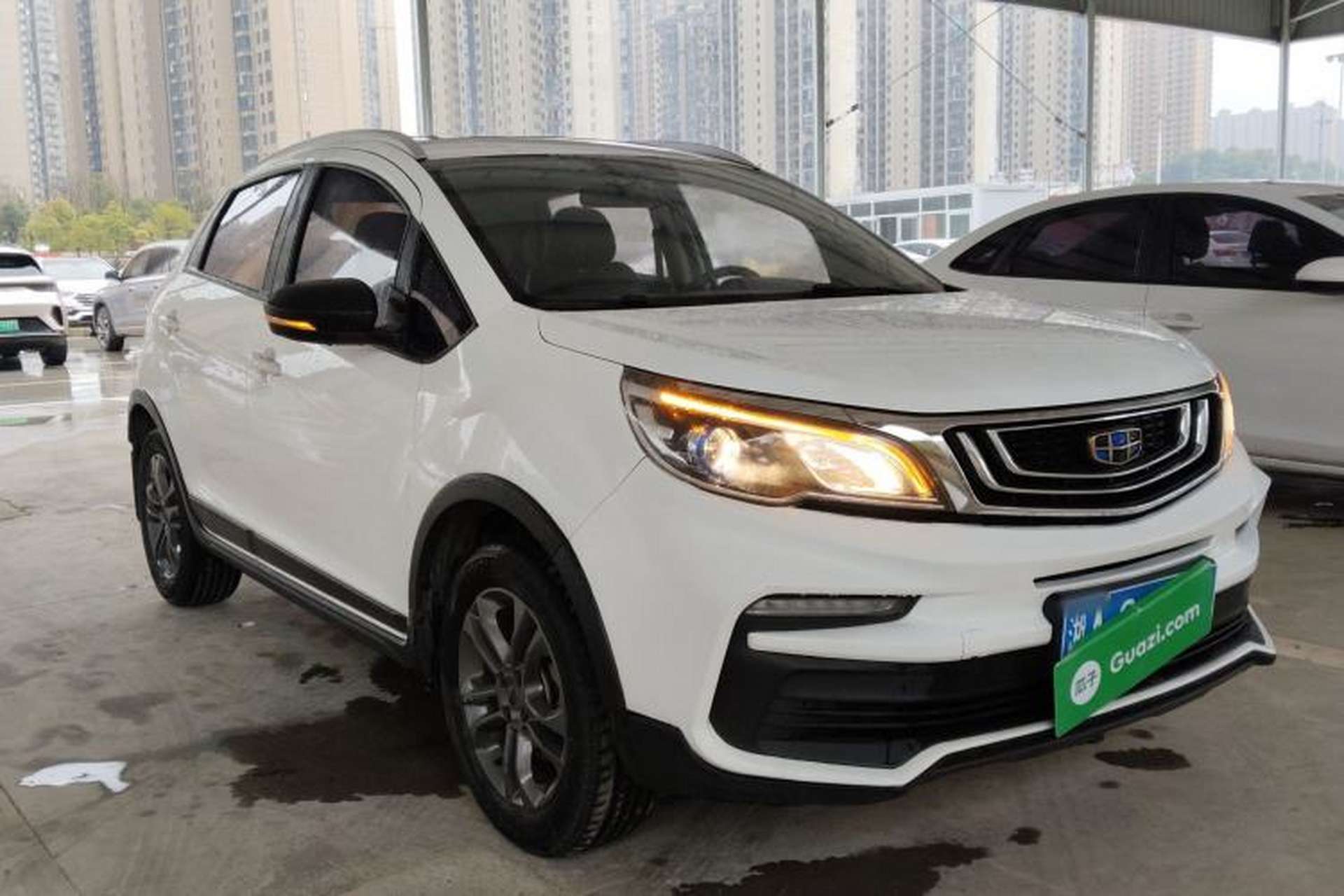 Used Geely Auto Vision X3 2020 1.5L CVT Luxury Model Front Right 45 Deg