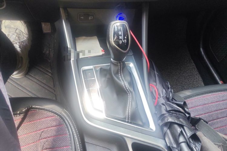 Used Geely Auto Vision X3 2020 1.5L CVT Elite Edition Gear Lever