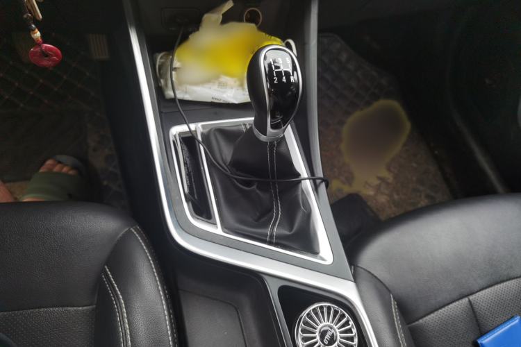 Used Geely Auto Vision X3 2020 1.5L Manual Elite Edition Gear Lever