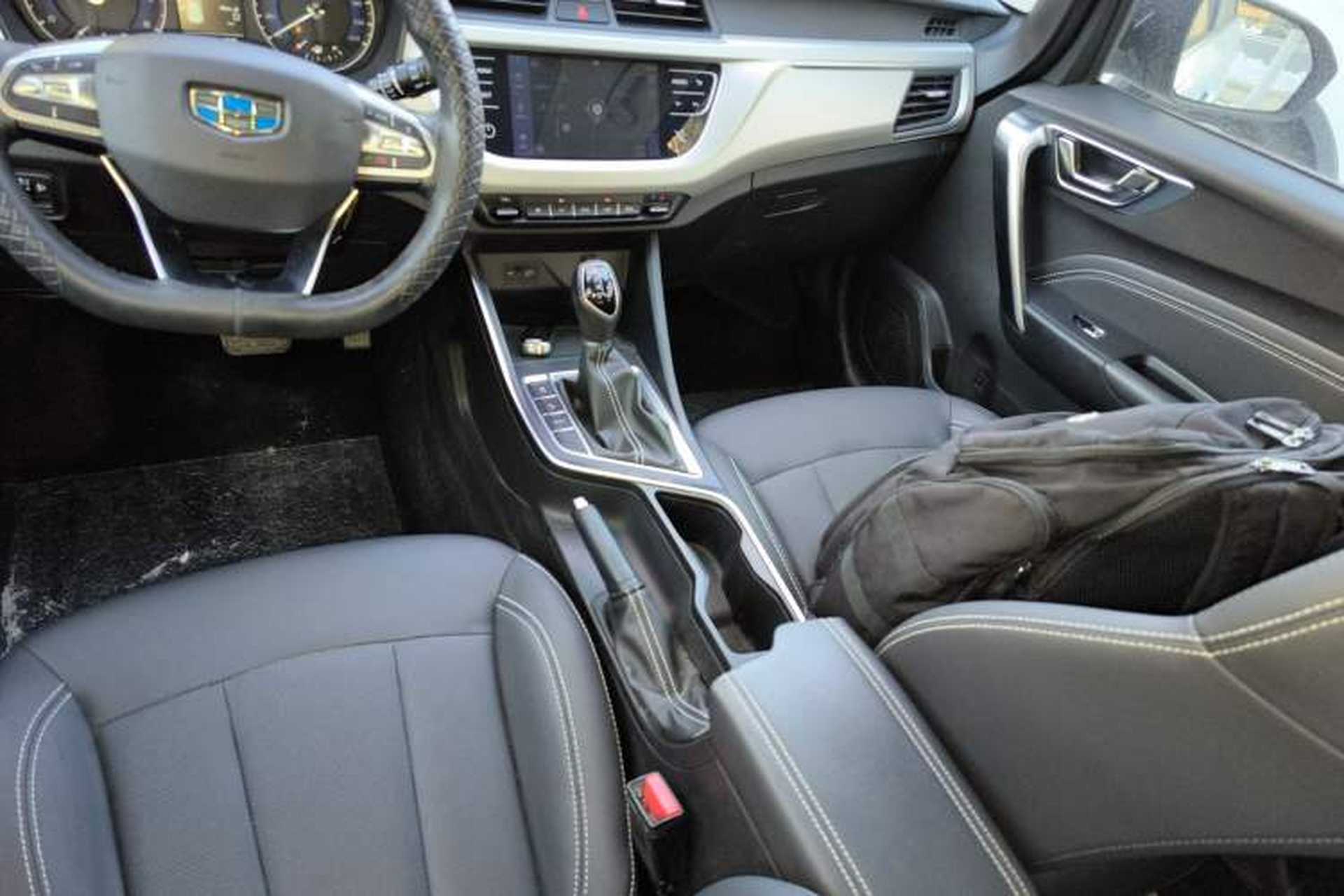 Used Geely Auto Vision X3 2020 1.5L CVT Luxury Model Gear Lever