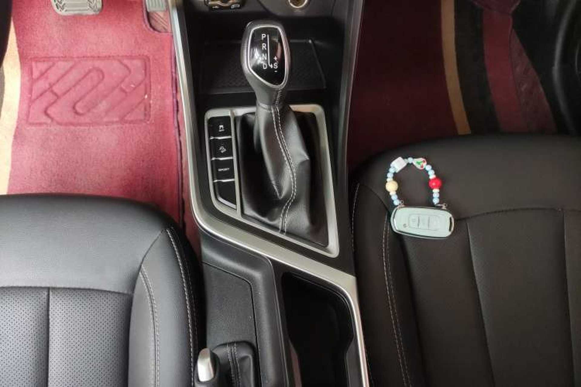 Used Geely Auto Vision X3 2020 1.5L CVT Luxury Model Gear Lever