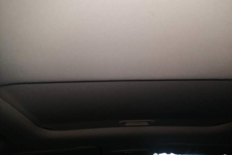 Used Geely Auto Vision X3 2020 1.5L CVT Luxury Model Headliner