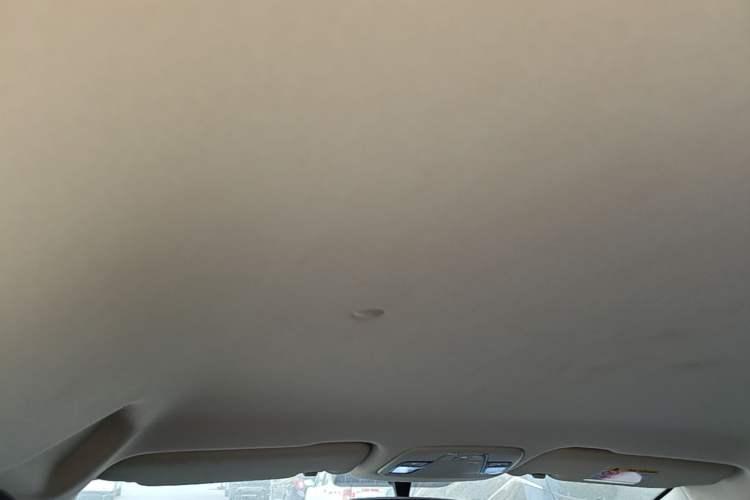 Used Geely Auto Vision X3 2020 1.5L Manual Elite Edition Headliner