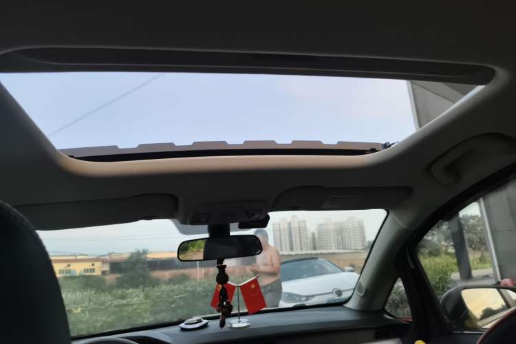Used Geely Auto Vision X3 2020 1.5L CVT Luxury Model Headliner