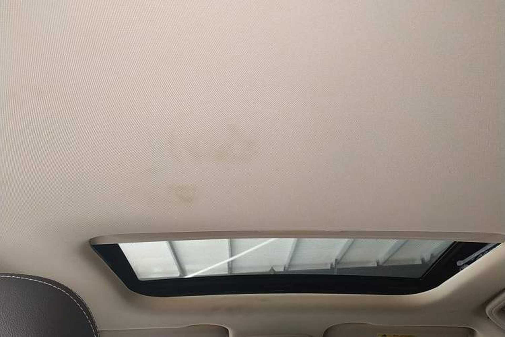 Used Geely Auto Vision X3 2020 1.5L CVT Luxury Model Headliner
