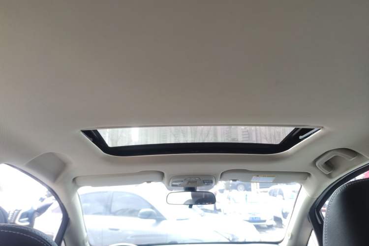 Used Geely Auto Vision X3 2020 1.5L CVT Luxury Model Headliner