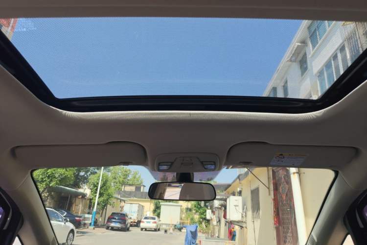 Used Geely Auto Vision X3 2020 1.5L CVT Luxury Model Headliner