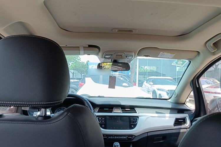 Used Geely Auto Vision X3 2020 1.5L CVT Luxury Model Headliner